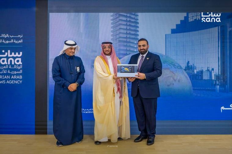 وزير الإعلام السعودي: زيارة وزير الإعلام السوري تعزز الشراكة الإعلامية